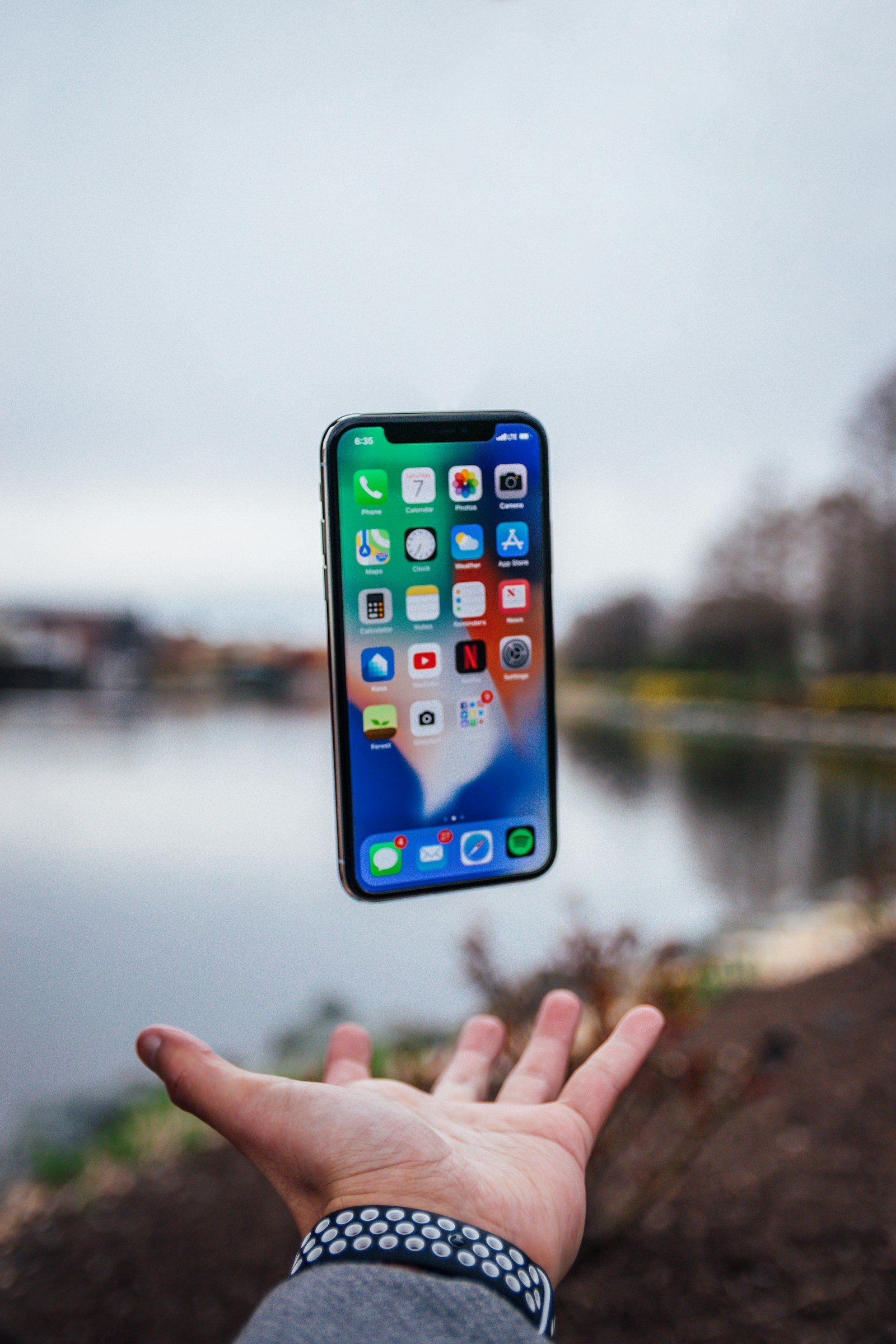 A real-life phones scene that supports what matters most when you buy a phone for travel